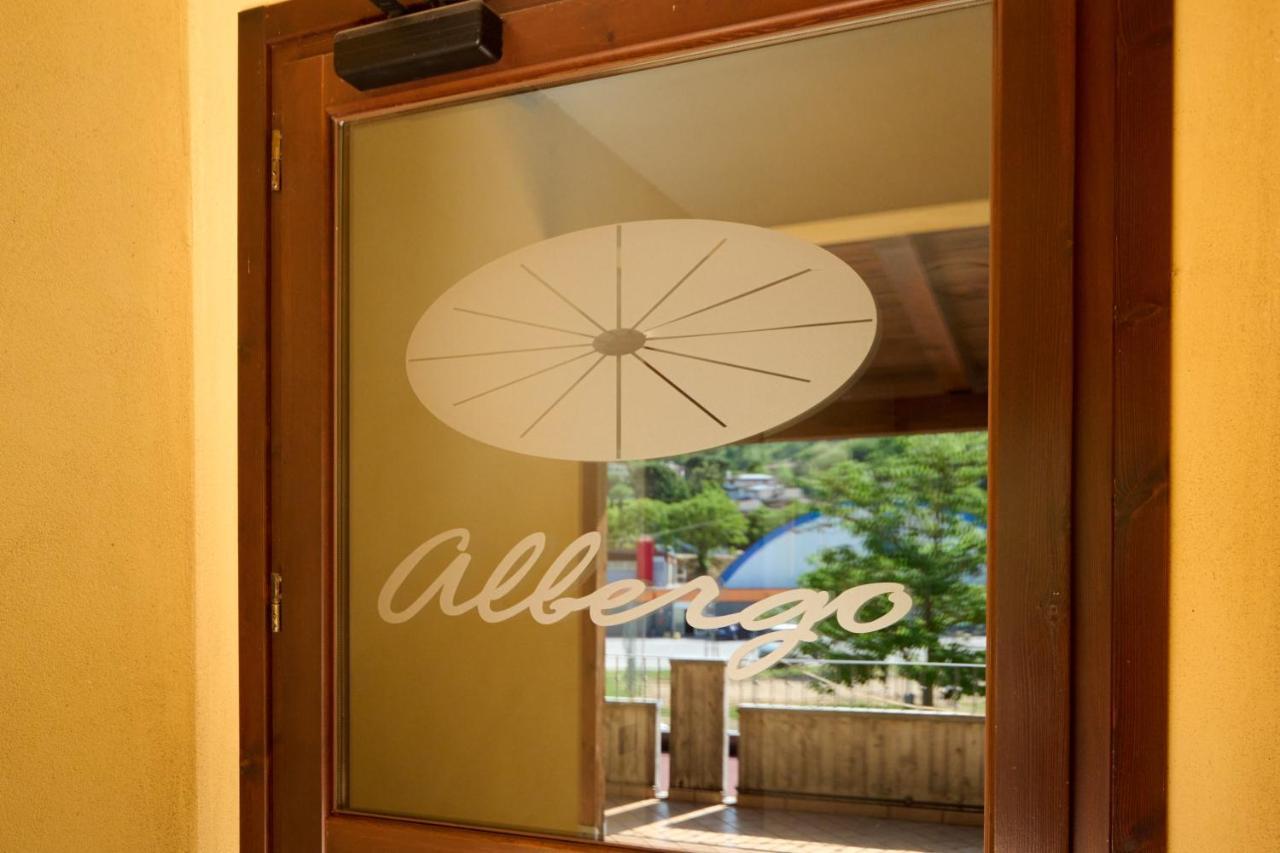 Albergo Shine Acqualagna Esterno foto