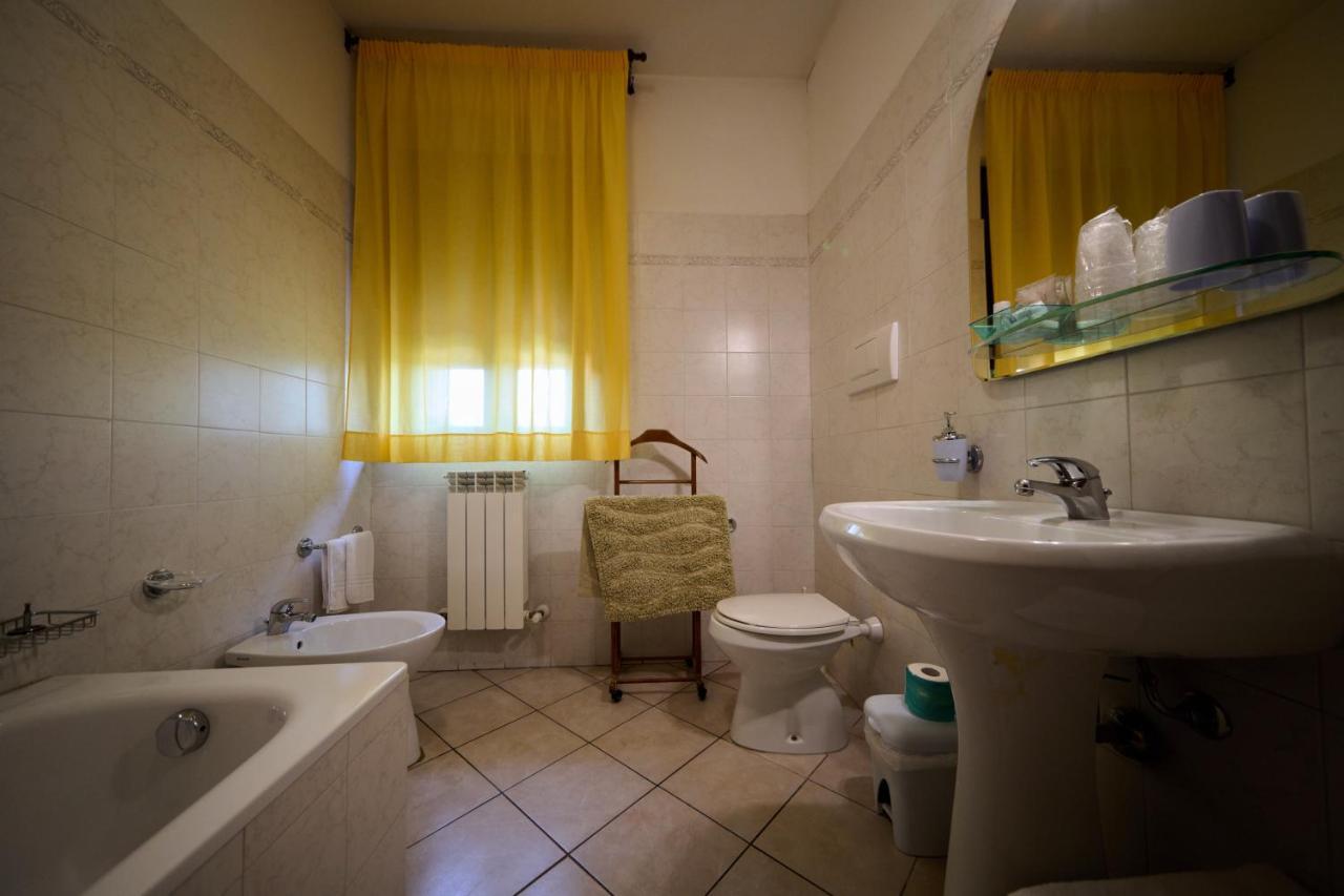 Albergo Shine Acqualagna Esterno foto
